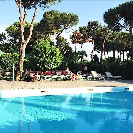 Villaggio Mithos Misano Adriatico Zewnętrze zdjęcie