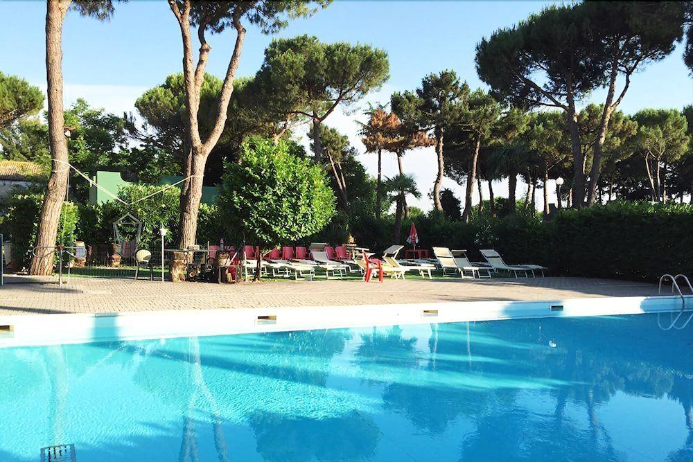 Villaggio Mithos Misano Adriatico Zewnętrze zdjęcie