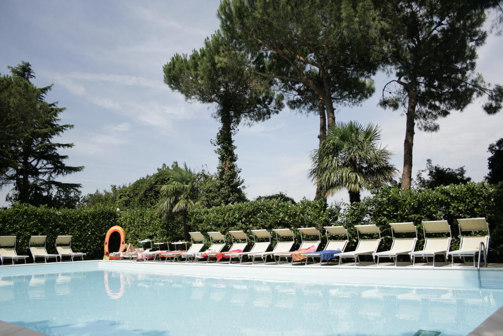 Villaggio Mithos Misano Adriatico Pokój zdjęcie